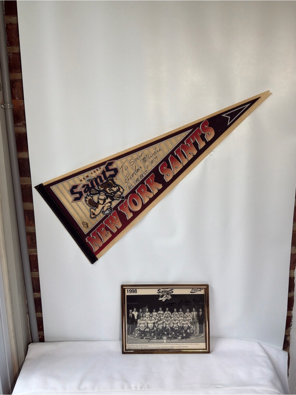 1998 New York Saints Major Indoor Lacrosse League Pennant/ Auto Team Picture